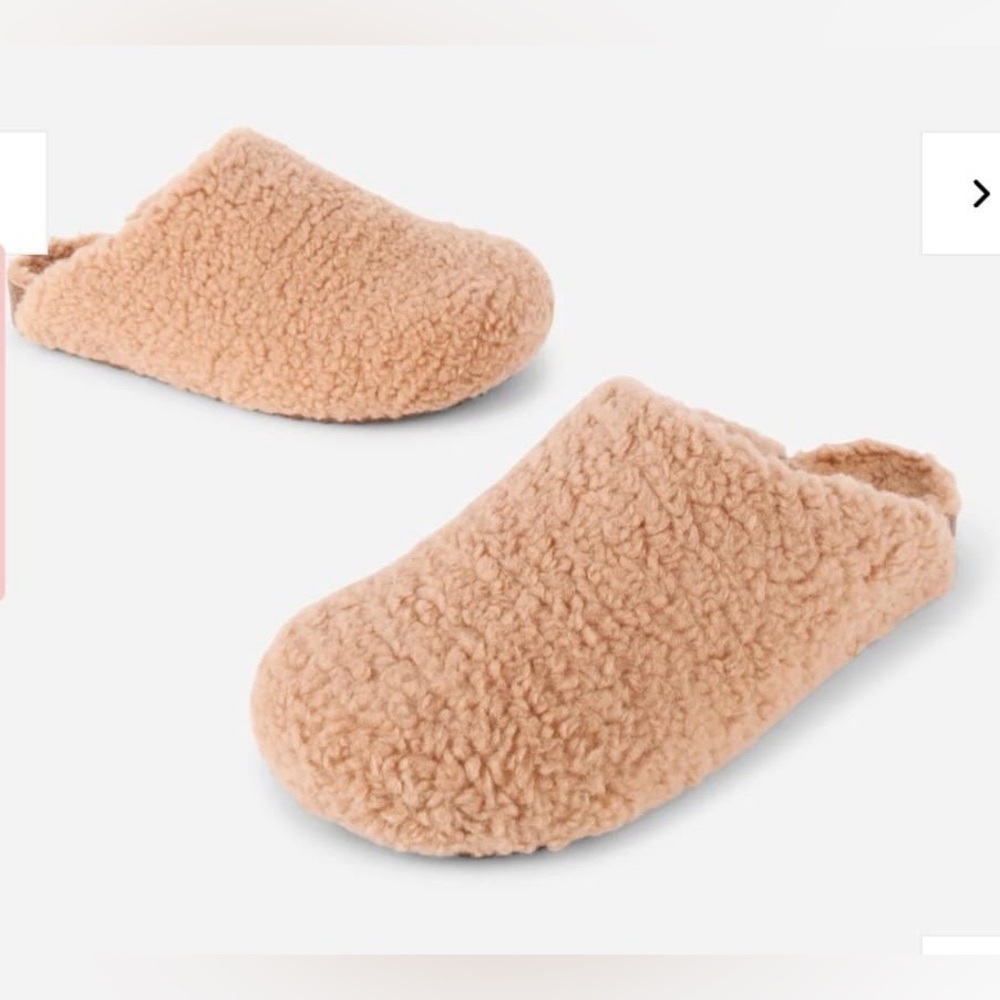 NWOT Intentionally Blank Apres Slipper Women’s Size 8